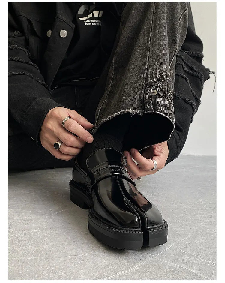 Loafer Tabi Bico Dividido Sola Grossa Unissex