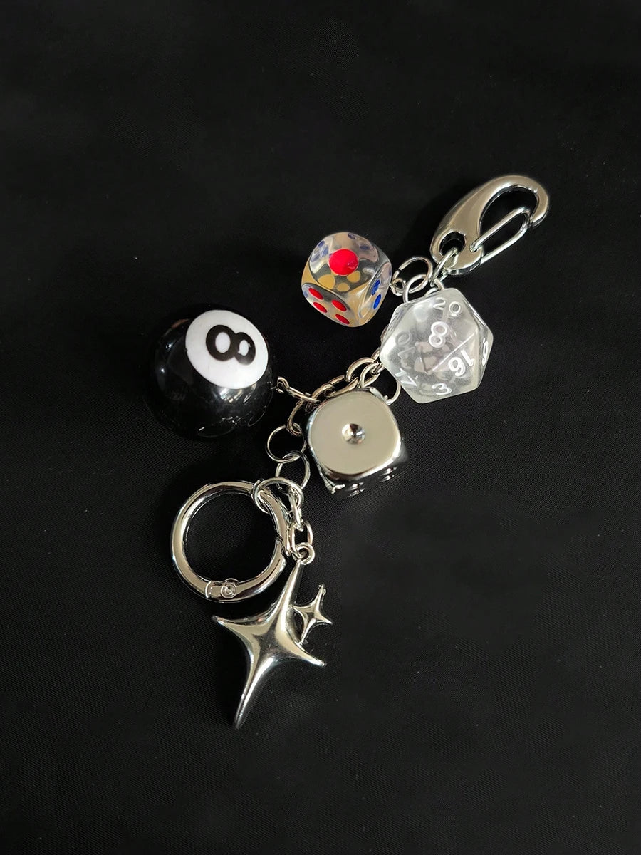 Pingente Streetwear 8-Ball