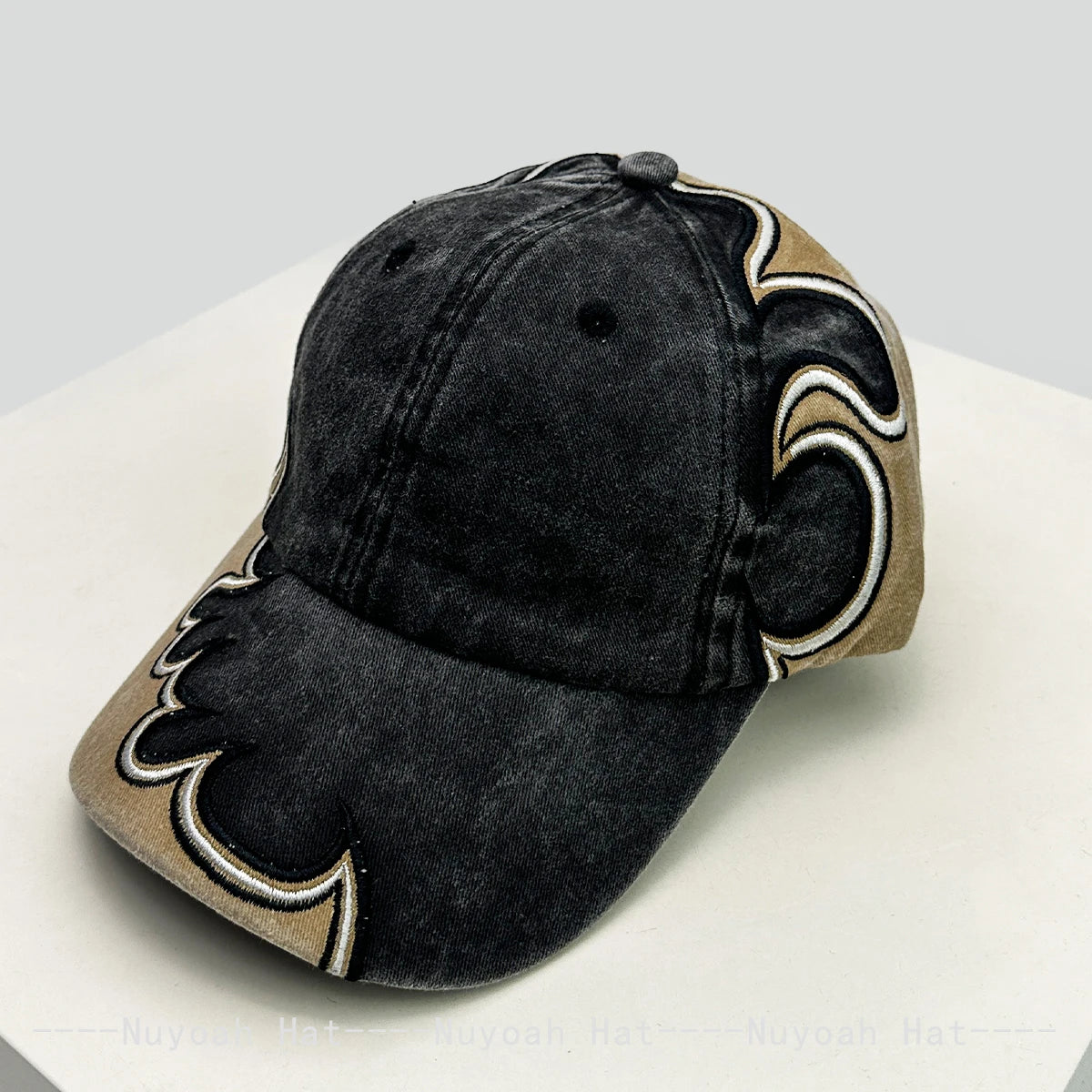 Boné Flame Embroidered Hip Hop