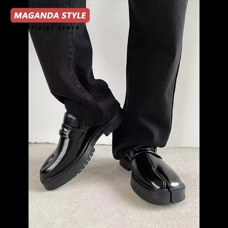 Loafer Tabi Bico Dividido Sola Grossa Unissex