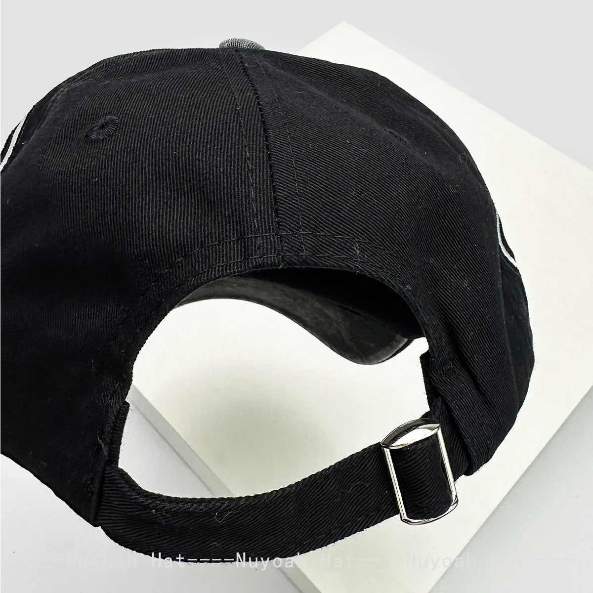 Boné Flame Embroidered Hip Hop