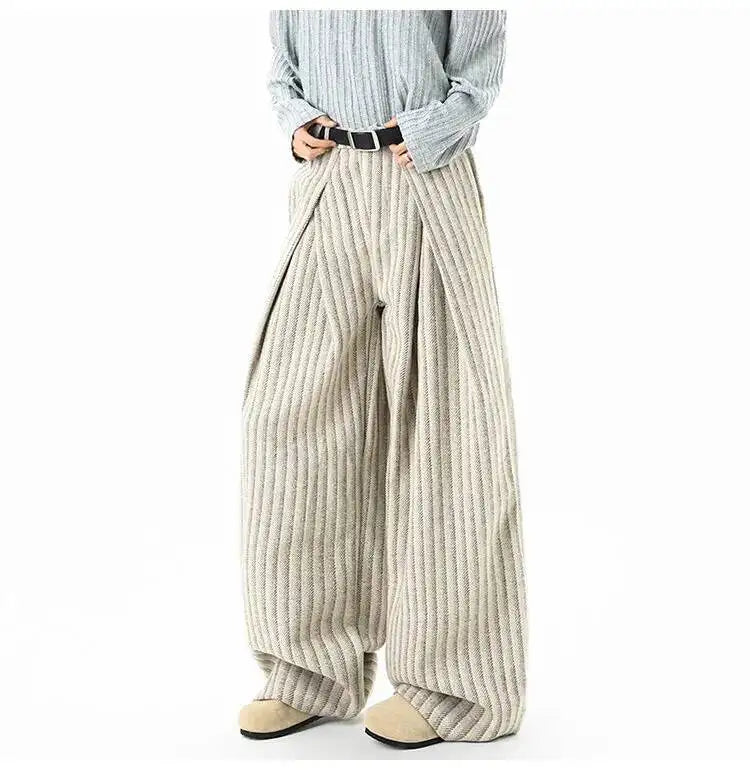 Calça Oversized Urban Woolen Listrada