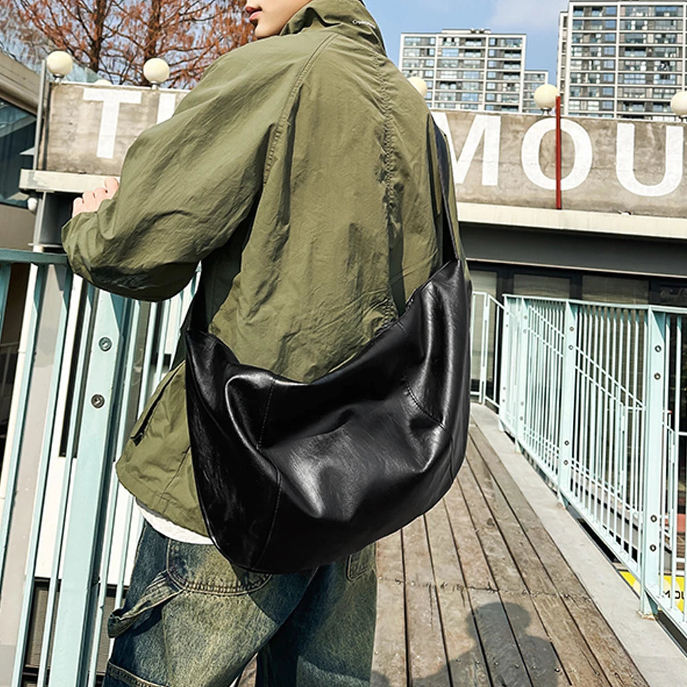 Bolsa Crossbody PU Oversized Preta