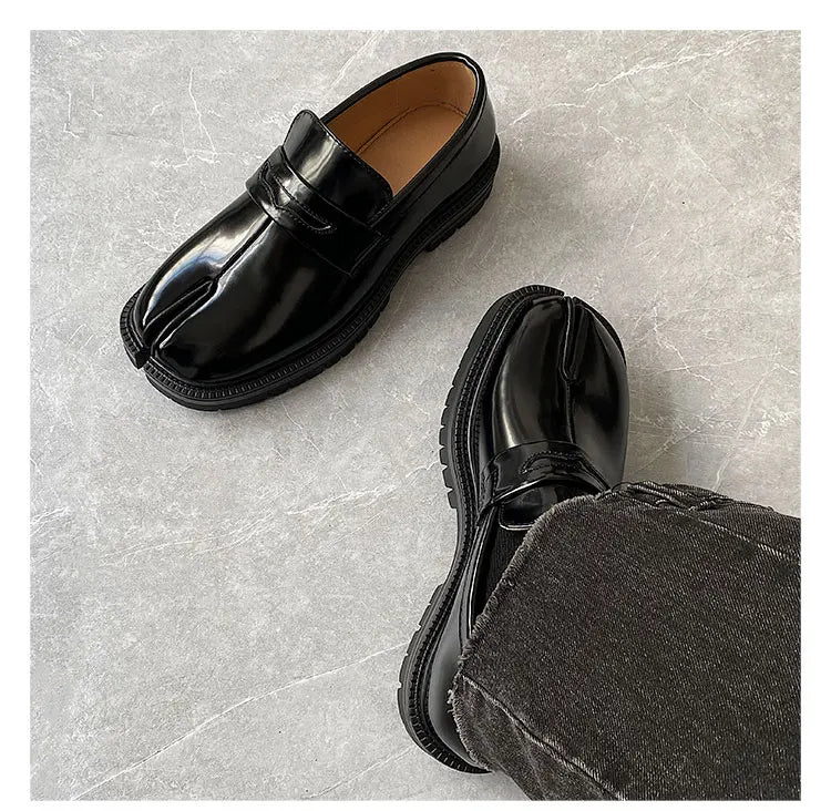 Loafer Tabi Bico Dividido Sola Grossa Unissex