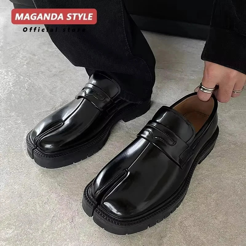 Loafer Tabi Bico Dividido Sola Grossa Unissex