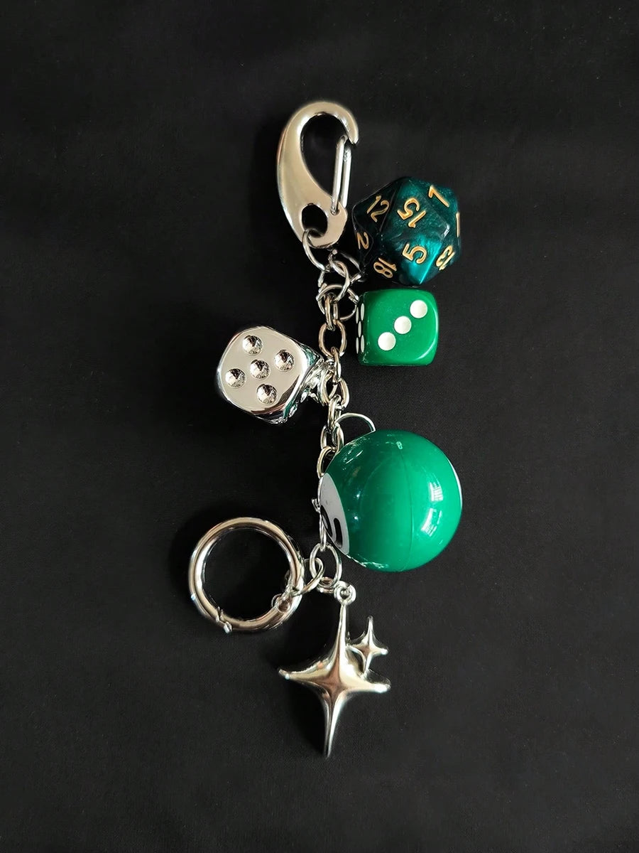 Pingente Streetwear 8-Ball