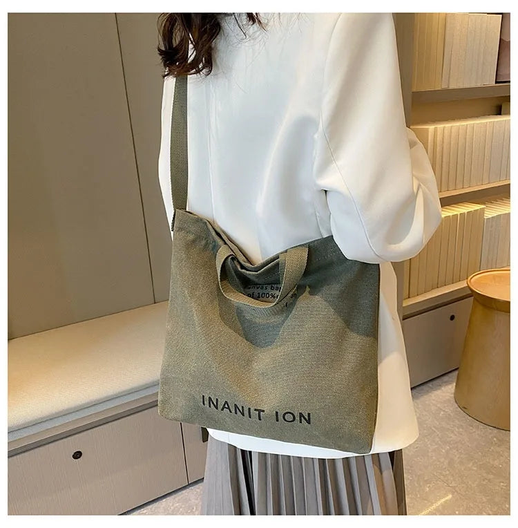 Bolsa Transversal em Lona Estilo Utilitário