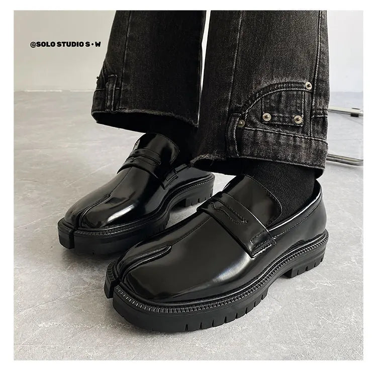 Loafer Tabi Bico Dividido Sola Grossa Unissex