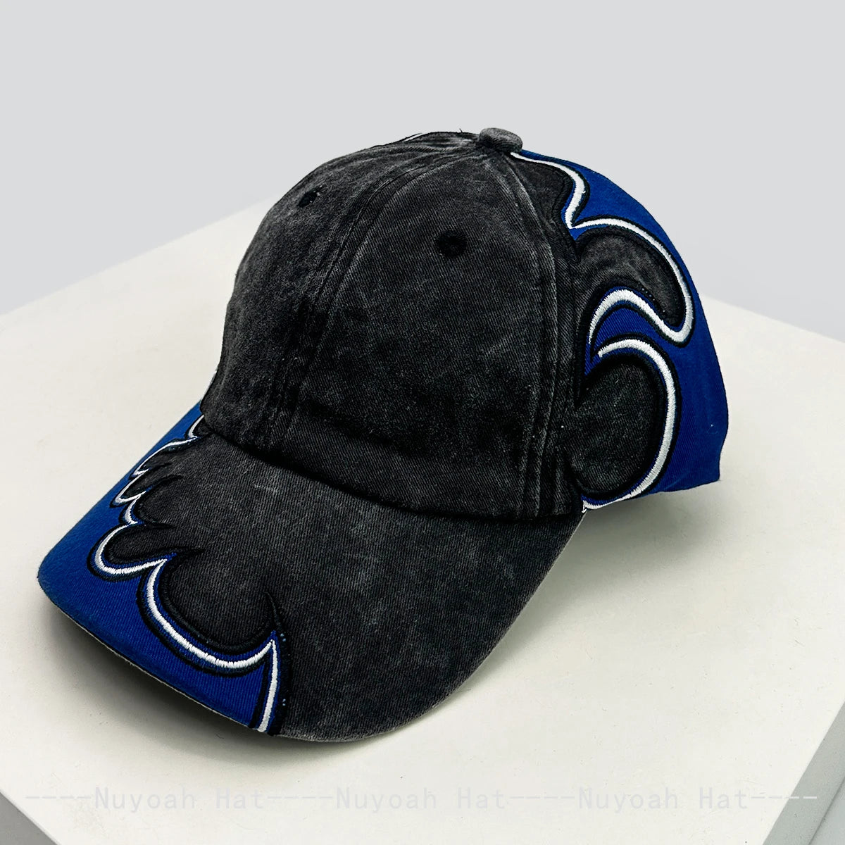 Boné Flame Embroidered Hip Hop