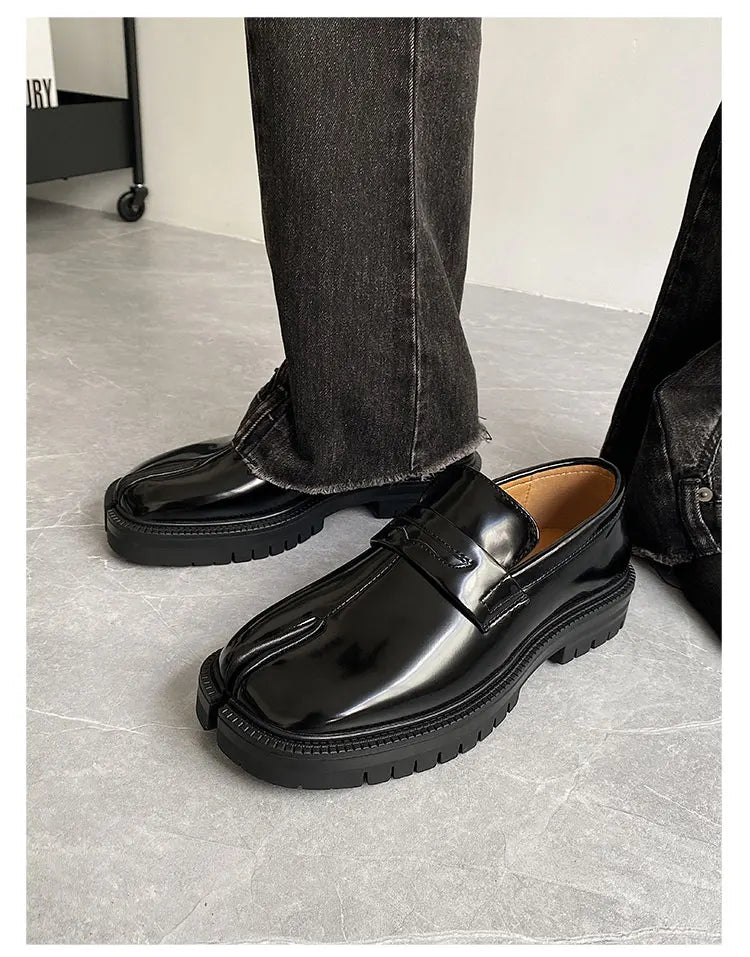 Loafer Tabi Bico Dividido Sola Grossa Unissex