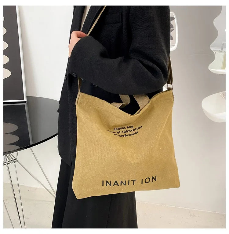 Bolsa Transversal em Lona Estilo Utilitário