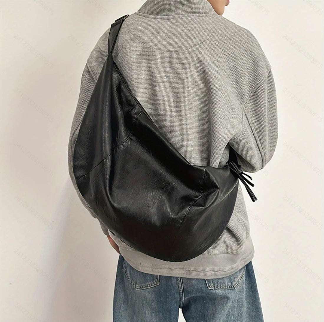 Bolsa Crossbody PU Oversized Preta