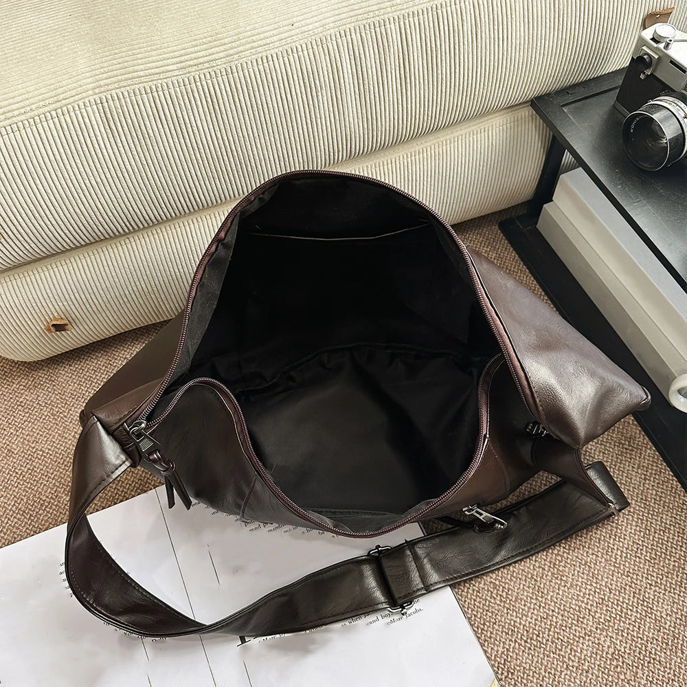Bolsa Crossbody PU Oversized Preta